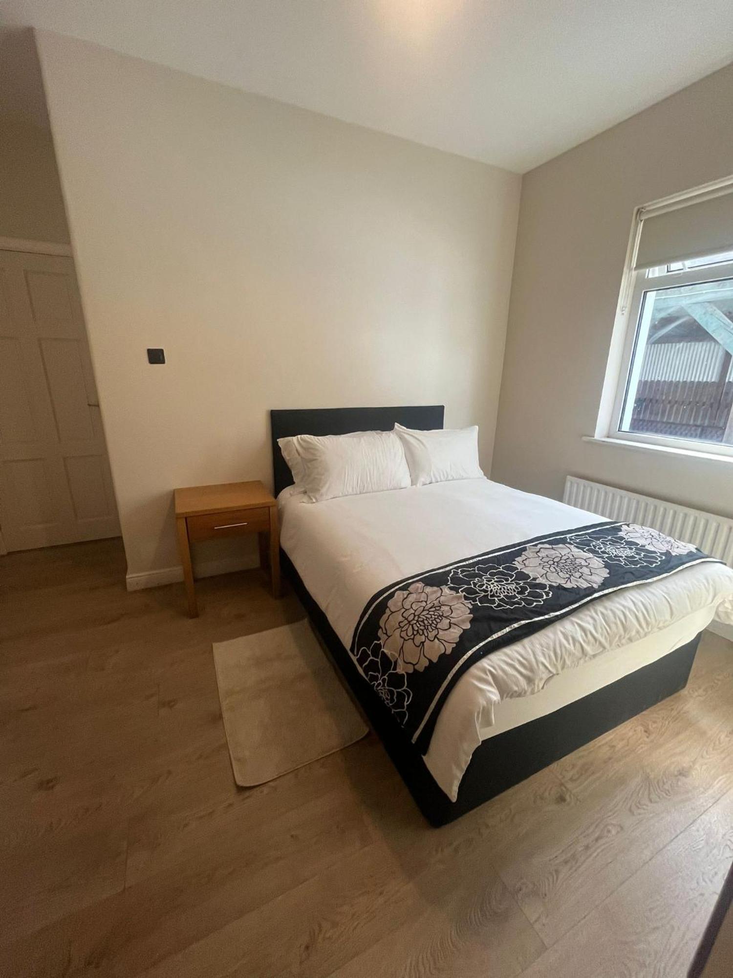 Yeats Self Catering And Bar Apartamento *